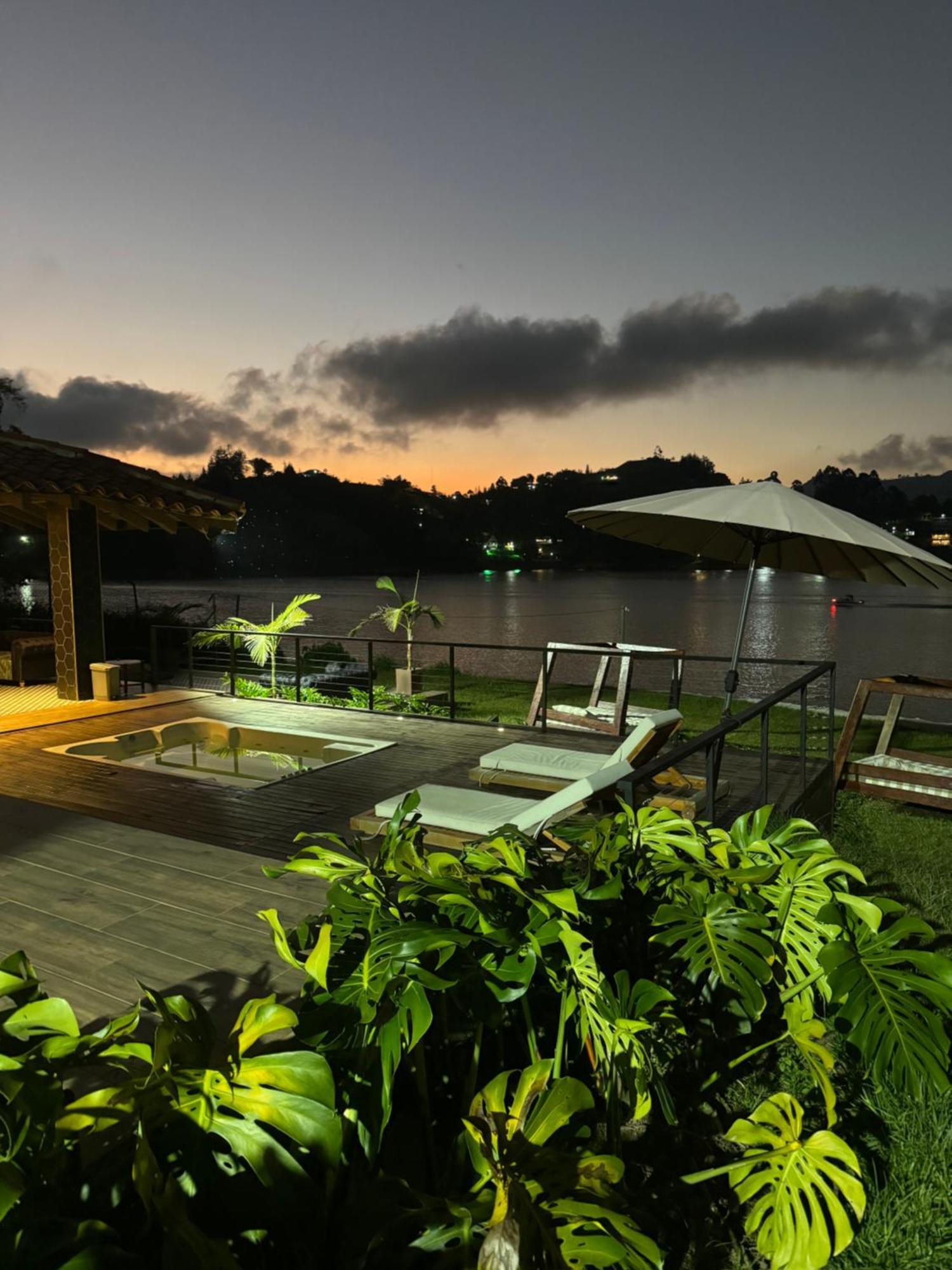 Botanico Hotel Boutique Guatape El Penol  Eksteriør billede